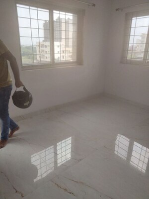 Room in 2 BHK Apartment at Chiraundi – for Rent