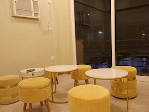 Room in 3 BHK Apartment at Mounthill North Grande, Dum Dum – for Sale