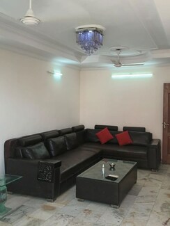 3 BHK Builder Floor For Rent in East Of Kailash