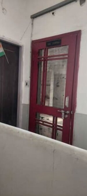 Furnished Amenities in 2 BHK Apartment at Grandeur Apartments Butler Colony, Butler Colony – for Sale