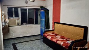 2 BHK Apartment For Sale in Dheeraj Uphar CHS. LTD., Malad East