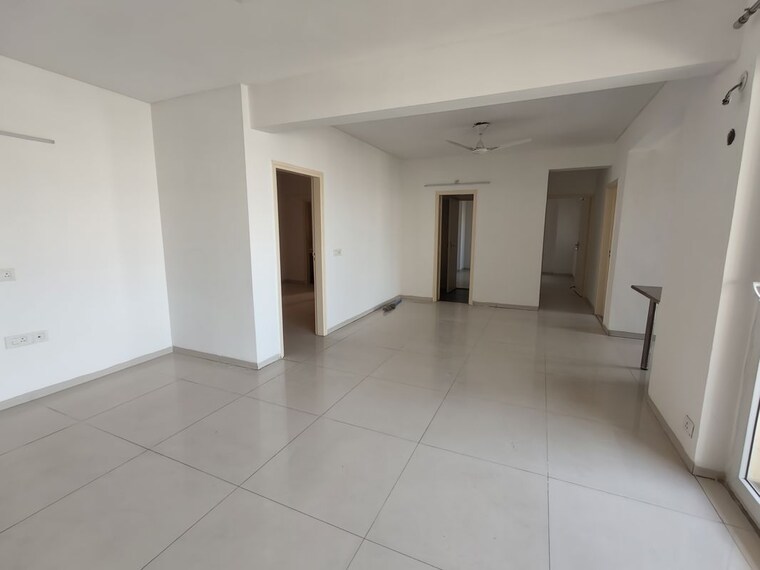 Room, tulip-violet 3 Bedroom 1578 Sq.Ft. Apartment In Sector 69 Gurgaon 10733981