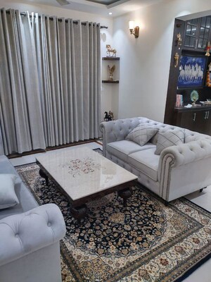 Living Room in 3 BHK Apartment at Orchid Petals, Sector 49 – for Rent