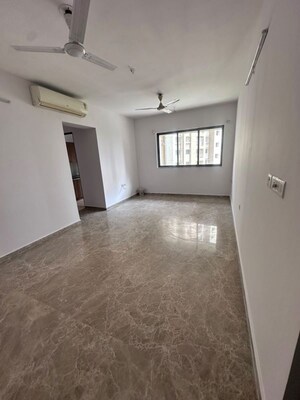Room in 2 BHK Apartment at Lodha Splendora, Ghodbunder Road – for Rent