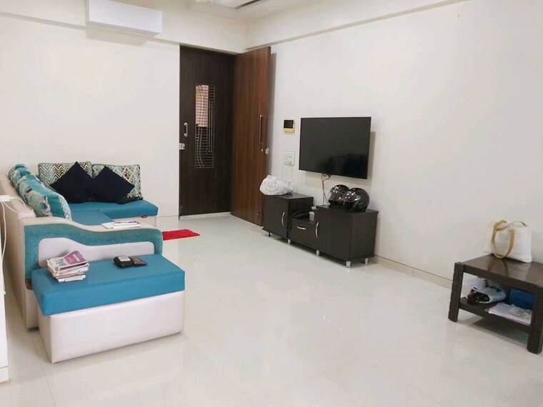 Living Room, ikebana 2 Bedroom 800 Sq.Ft. Apartment In Matunga East Mumbai 10734009