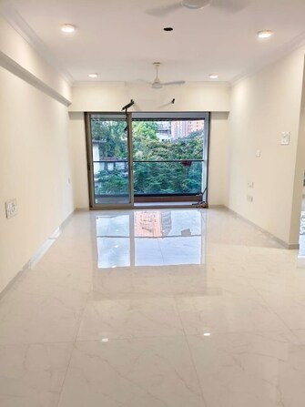 2 BHK +Apartment For Sale in Raghdev Bhuvan Apartment in Matunga, Mumbai