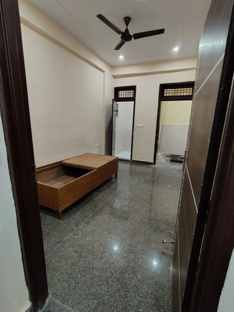 Kitchen, arv-park 2.5 Bedroom 1500 Sq.Ft. Apartment In Sector 63 Noida 10734036