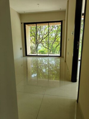 Room in 2 BHK Apartment at Sugee Paavan, Matunga East – for Sale