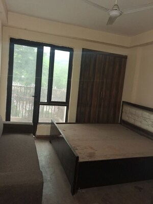Room in 1 RK Apartment at Paras Tierea, Sector 137 – for Rent