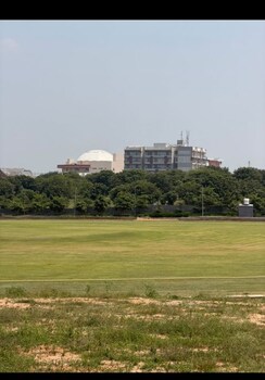 Plot For Sale in Unique Eastern Aavaasa