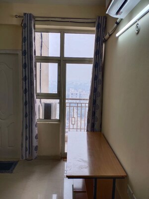 Room in 2 BHK Apartment at Shree Vardhman Mantra, Sector 67 – for Rent