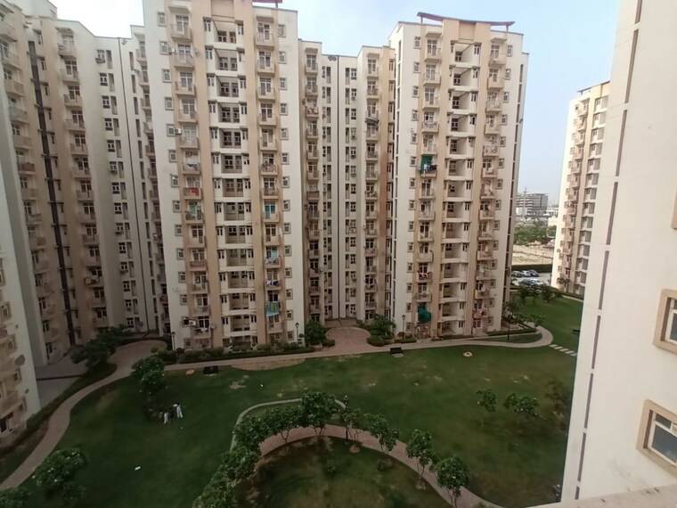 Exterior View, shree-vardhman-mantra 2 Bedroom 800 Sq.Ft. Apartment In Sector 67 Gurgaon 10734077