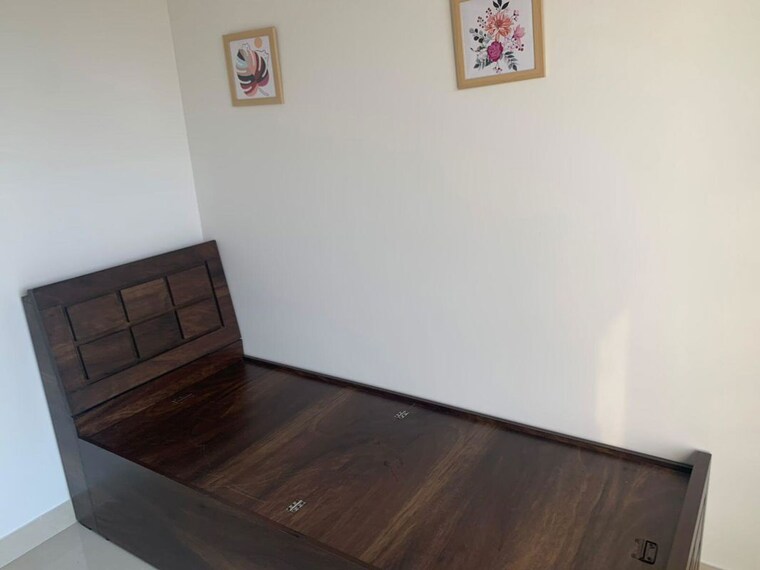 Bedroom, hubtown-heaven 3 Bedroom 525 Sq.Ft. Apartment In Matunga Mumbai 10734127