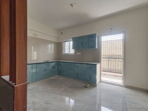 Room in 2 BHK Builder Floor at Hal Layout – for Rent