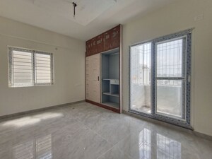 Room in 2 BHK Builder Floor at Hal Layout – for Rent