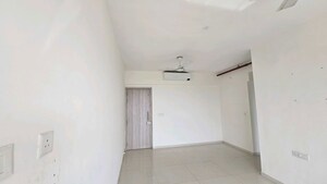 Room in 2 BHK Apartment at Wadhwa Pristine, Matunga West – for Sale