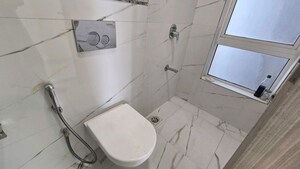 Bathroom in 2 BHK Apartment at Wadhwa Pristine, Matunga West – for Sale
