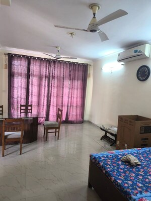 Bedroom in 3 BHK Apartment at Parsvnath Planet Plaza, Gomti Nagar – for Rent