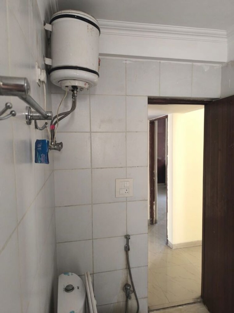 Bathroom, parsvnath-planet-plaza 3 Bedroom 1900 Sq.Ft. Apartment In Gomti Nagar Lucknow 10734180
