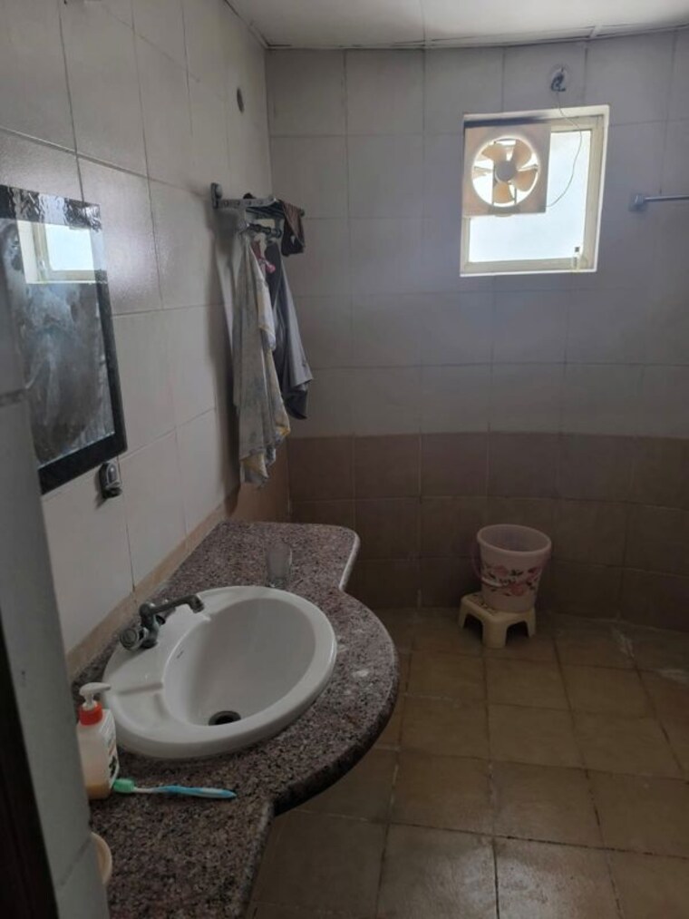 Bathroom, parsvnath-planet-plaza 3 Bedroom 1900 Sq.Ft. Apartment In Gomti Nagar Lucknow 10734180