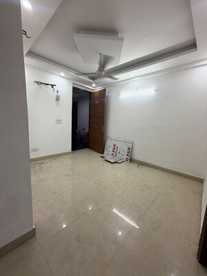 Room in 2 BHK Builder Floor at Chattarpur – for Rent
