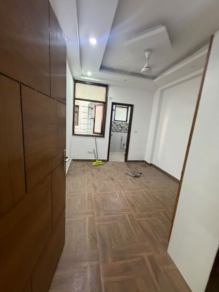 Hall, chattarpur 2 Bedroom 900 Sq.Ft. Builder Floor In Chattarpur Delhi 10734241