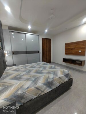Bedroom in 3 BHK Builder Floor at Sector 45 – for Rent