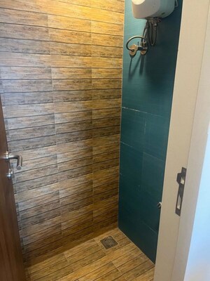 Furnished Amenities in 3 BHK Apartment at One Indiabulls Thane 1, Pokhran Road No One – for Rent