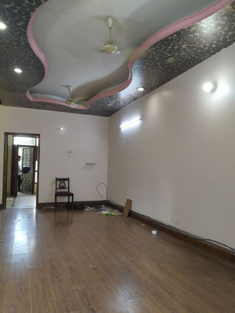 Room, vikas puri 2 Bedroom 900 Sq.Ft. Apartment In Vikas Puri Delhi 10734286