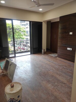 Room in 3 BHK Apartment at Shubh Nirvana, Viman Nagar – for Rent