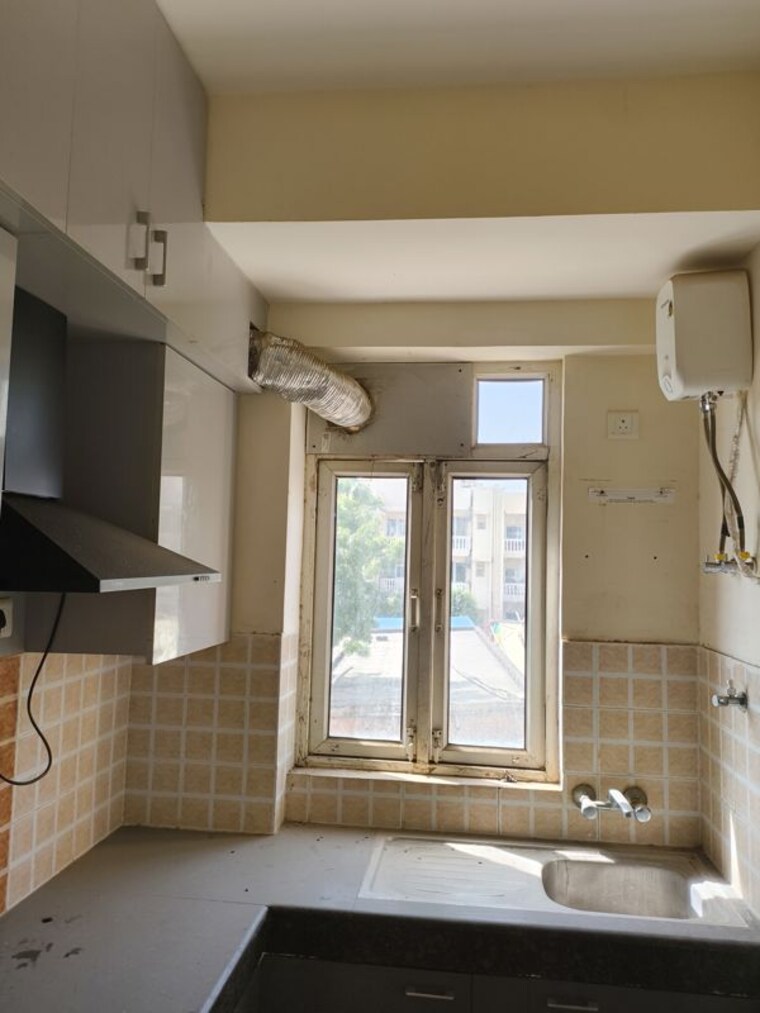 Kitchen, shree-vardhman-mantra 2 Bedroom 800 Sq.Ft. Apartment In Sector 67 Gurgaon 10734368