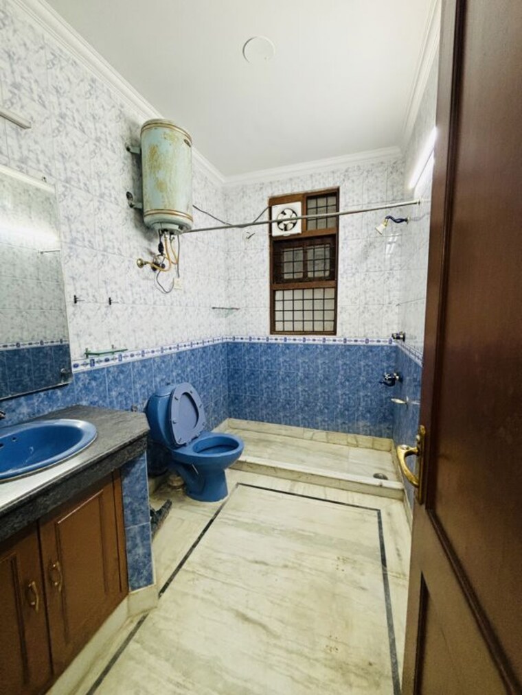Kitchen, dlf phase i 3 Bedroom 4500 Sq.Ft. Independent House In Dlf Phase I Gurgaon 10734365