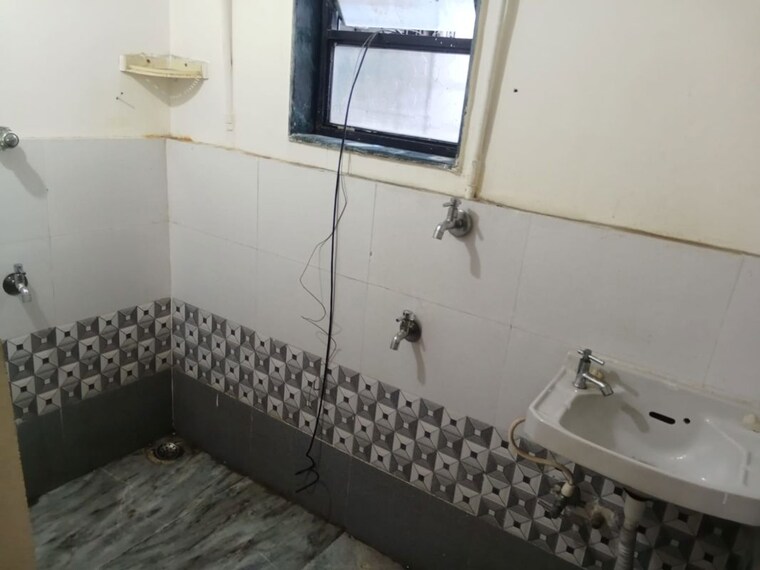 Bathroom, eden-garden-chs 2 Bedroom 1250 Sq.Ft. Apartment In Viman Nagar Pune 10734375