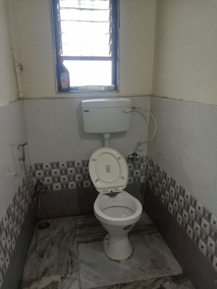 Bathroom, eden-garden-chs 2 Bedroom 1250 Sq.Ft. Apartment In Viman Nagar Pune 10734375