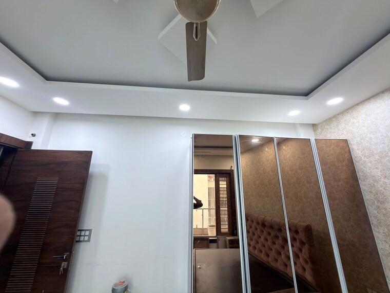 undefined, sector 85 5 Bedroom 600 Sq.Yd. Villa In Sector 85 Faridabad 10734405