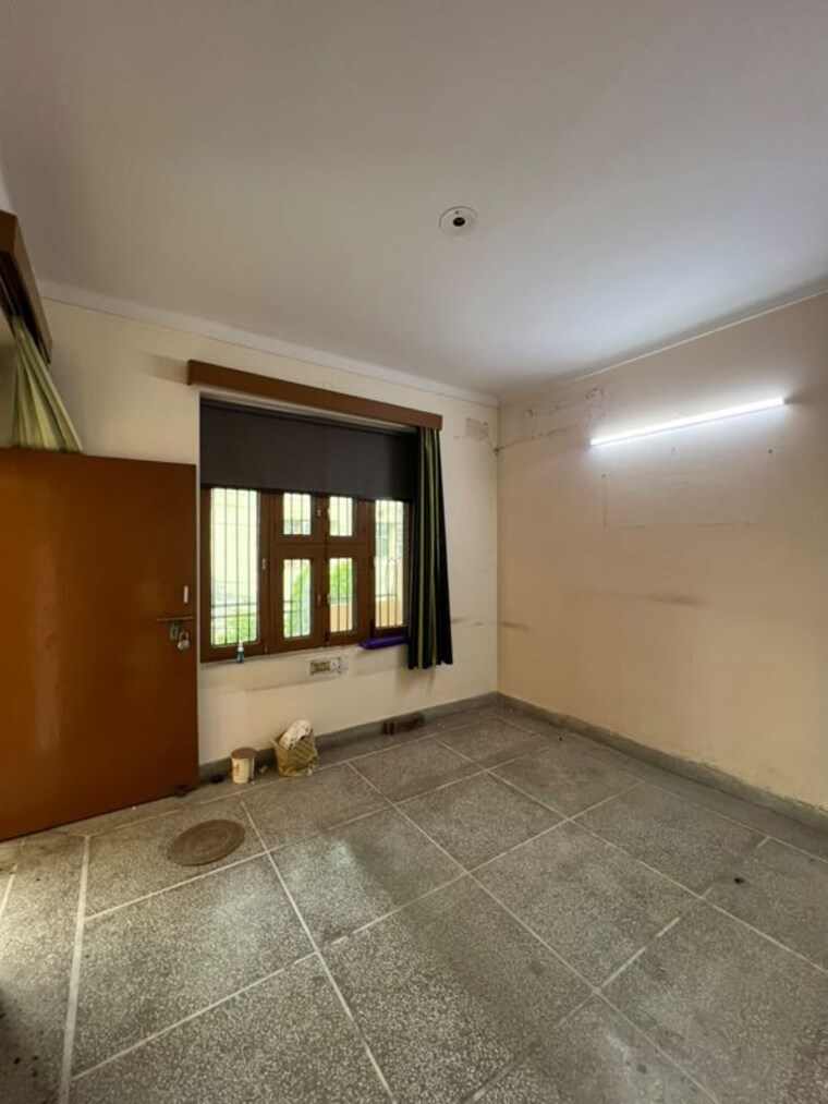 Room, sector 4 2 Bedroom 1452 Sq.Ft. Independent House In Sector 4 Gurgaon 10734419