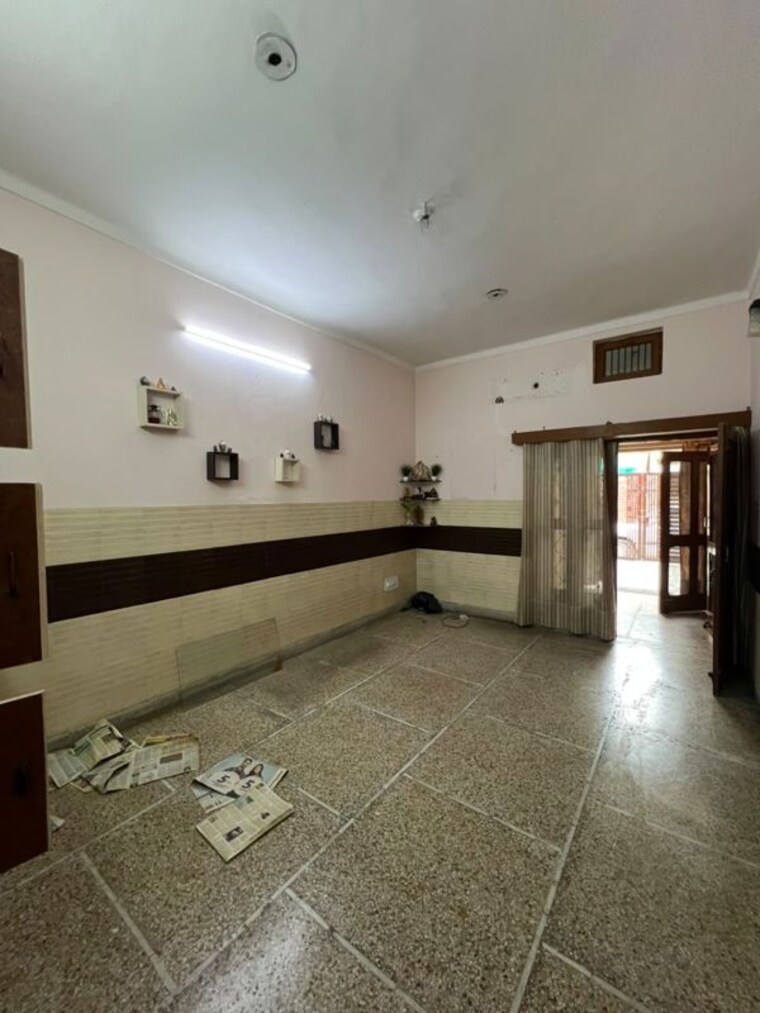 Room, sector 4 2 Bedroom 1452 Sq.Ft. Independent House In Sector 4 Gurgaon 10734419