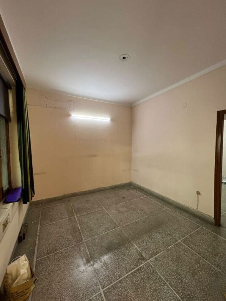 Room, sector 4 2 Bedroom 1452 Sq.Ft. Independent House In Sector 4 Gurgaon 10734419