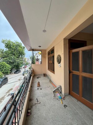 Balcony in 2 BHK Independent House at Sector 4 – for Rent