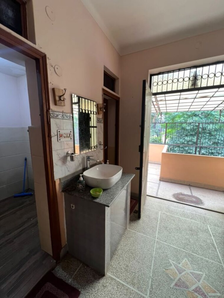 Balcony, sector 4 2 Bedroom 1452 Sq.Ft. Independent House In Sector 4 Gurgaon 10734419