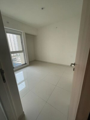 Room in 3 BHK Apartment at Godrej Emerald, Ghodbunder Road – for Rent
