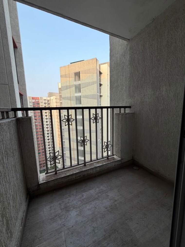 Balcony, lodha-codename-premier 2 Bedroom 656 Sq.Ft. Apartment In Dombivli East Thane 10734422