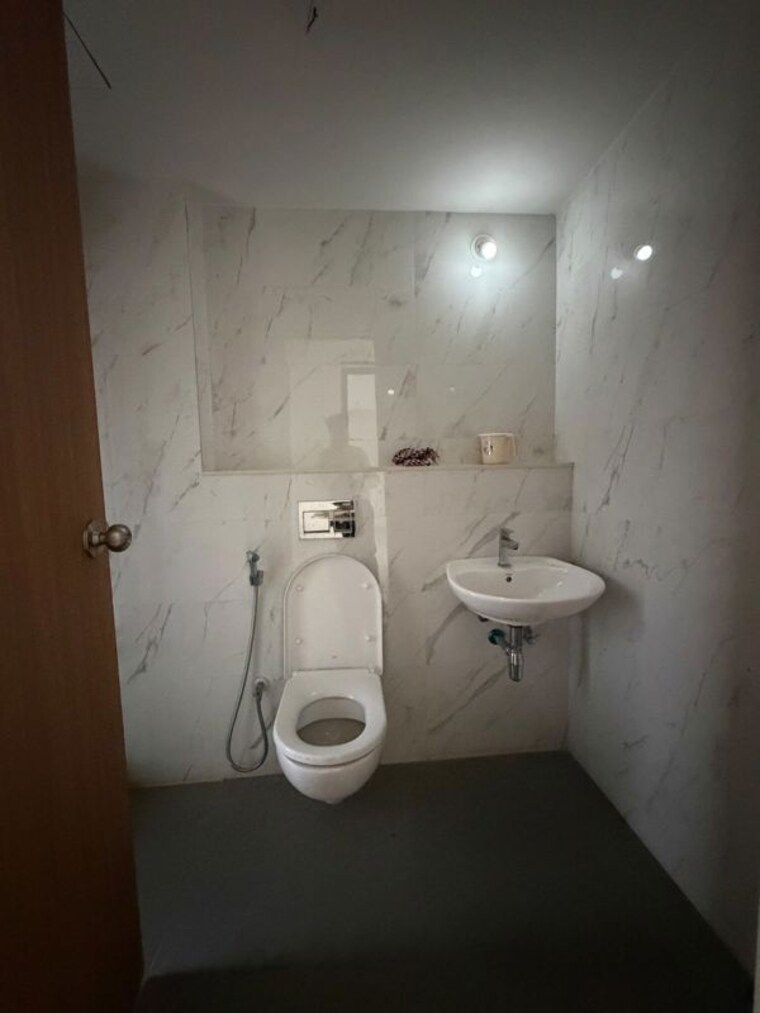 Bathroom, lodha-codename-premier 2 Bedroom 656 Sq.Ft. Apartment In Dombivli East Thane 10734422
