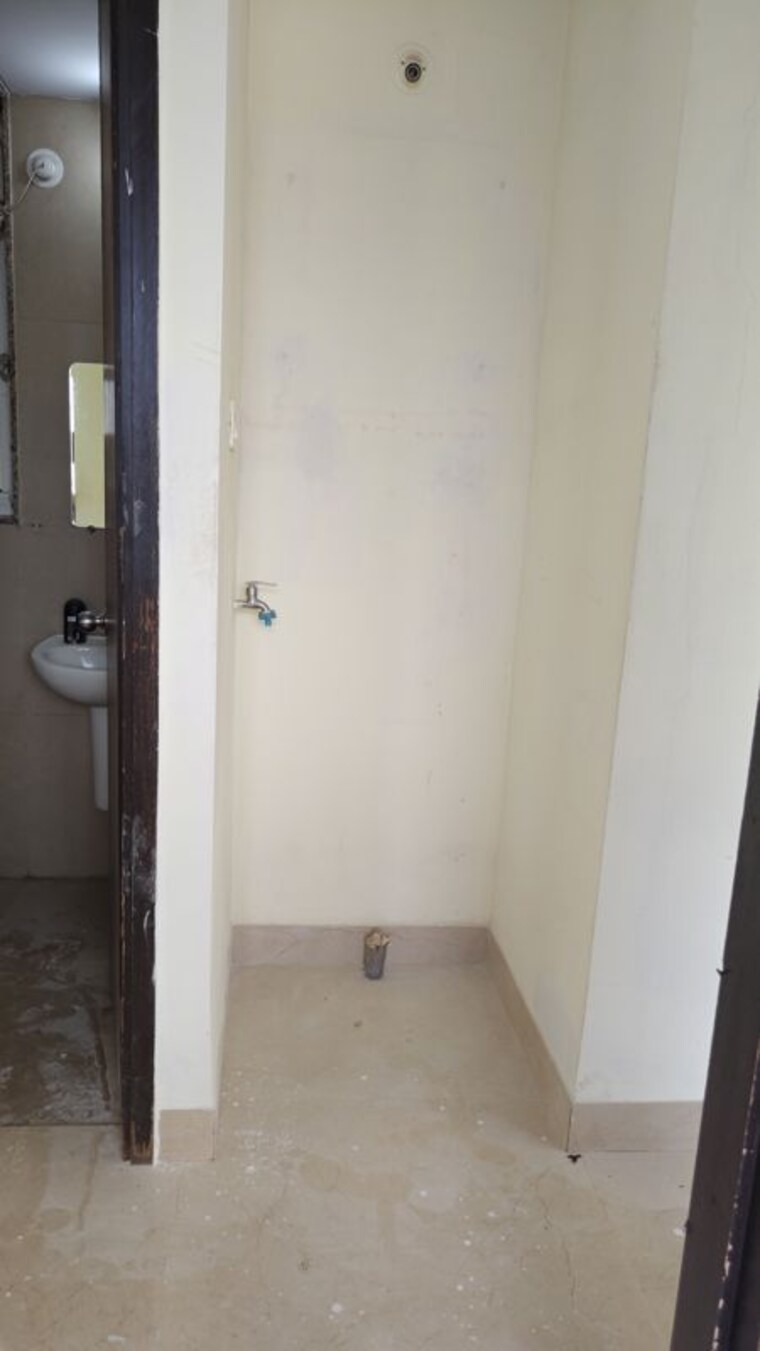 Bathroom, runwal-forests 1.5 Bedroom 471 Sq.Ft. Apartment In Kanjurmarg West Mumbai 10734428
