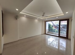 4 BHK +Builder Floor For Rent in Panchsheel Enclave