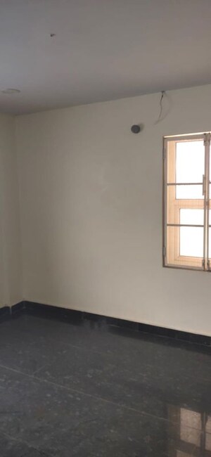 Room in  Office Space at Ayyappa Nagar – for Rent
