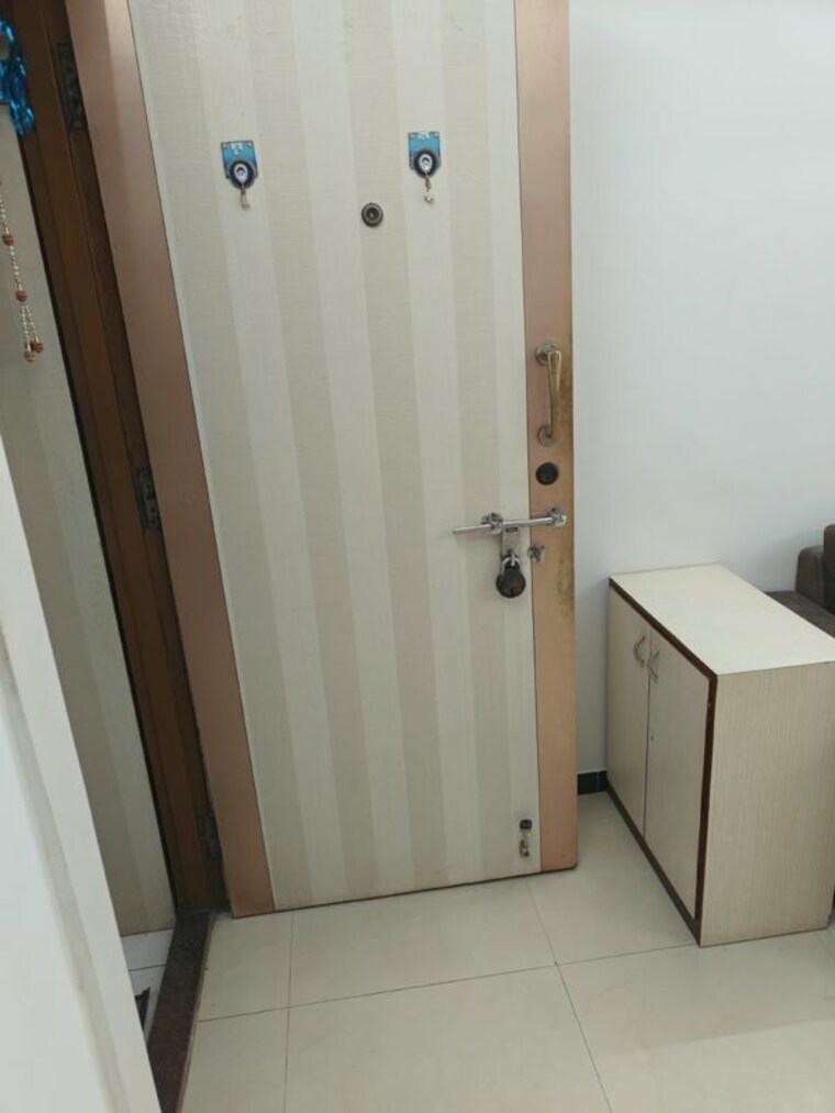 Bathroom, shruti-chs 2 Bedroom 755 Sq.Ft. Apartment In Kandivali West Mumbai 10710944