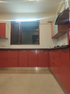 Furnished Amenities in 4 BHK Builder Floor at New Friends Colony – for Rent