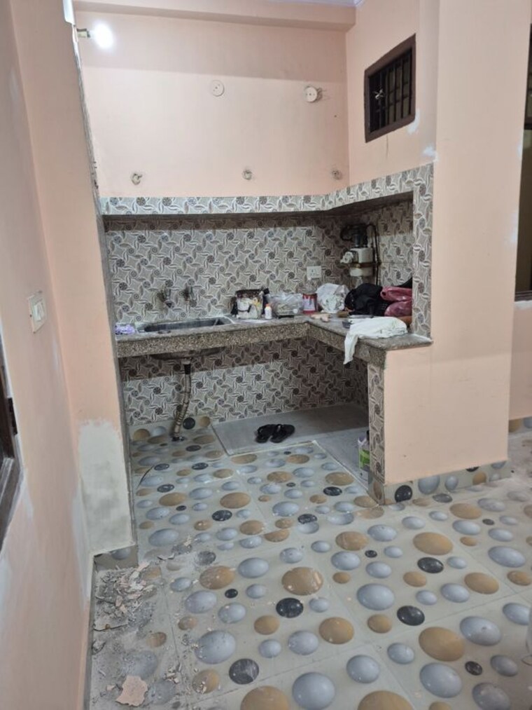 Kitchen/pantry, mayur vihar 1.5 Bedroom 350 Sq.Ft. Builder Floor In Mayur Vihar Delhi 10734477