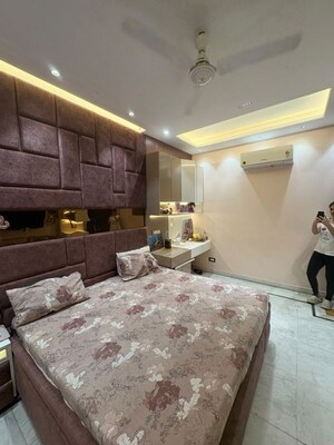 Living Room in 5 BHK Independent House at Sector 69 – for Sale